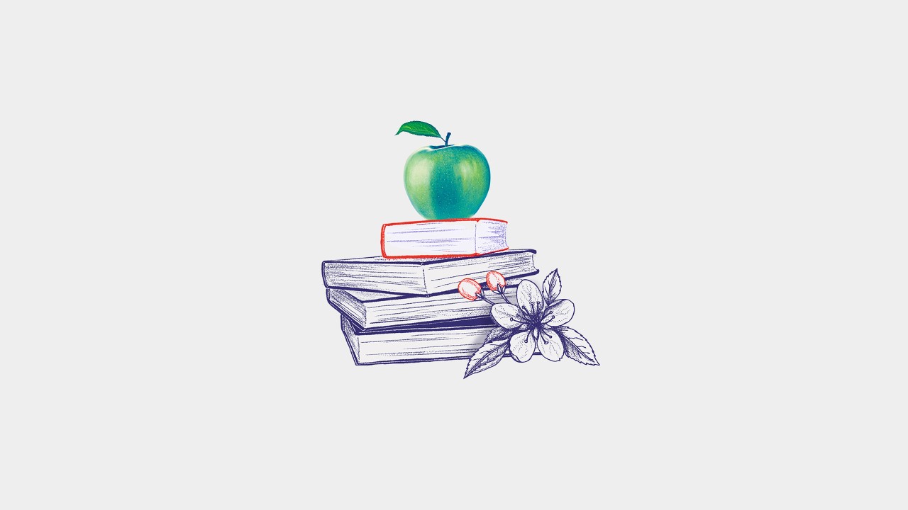 A block of books with apple on the top; image used for HSBC India Premier priceless learning experience for your children section