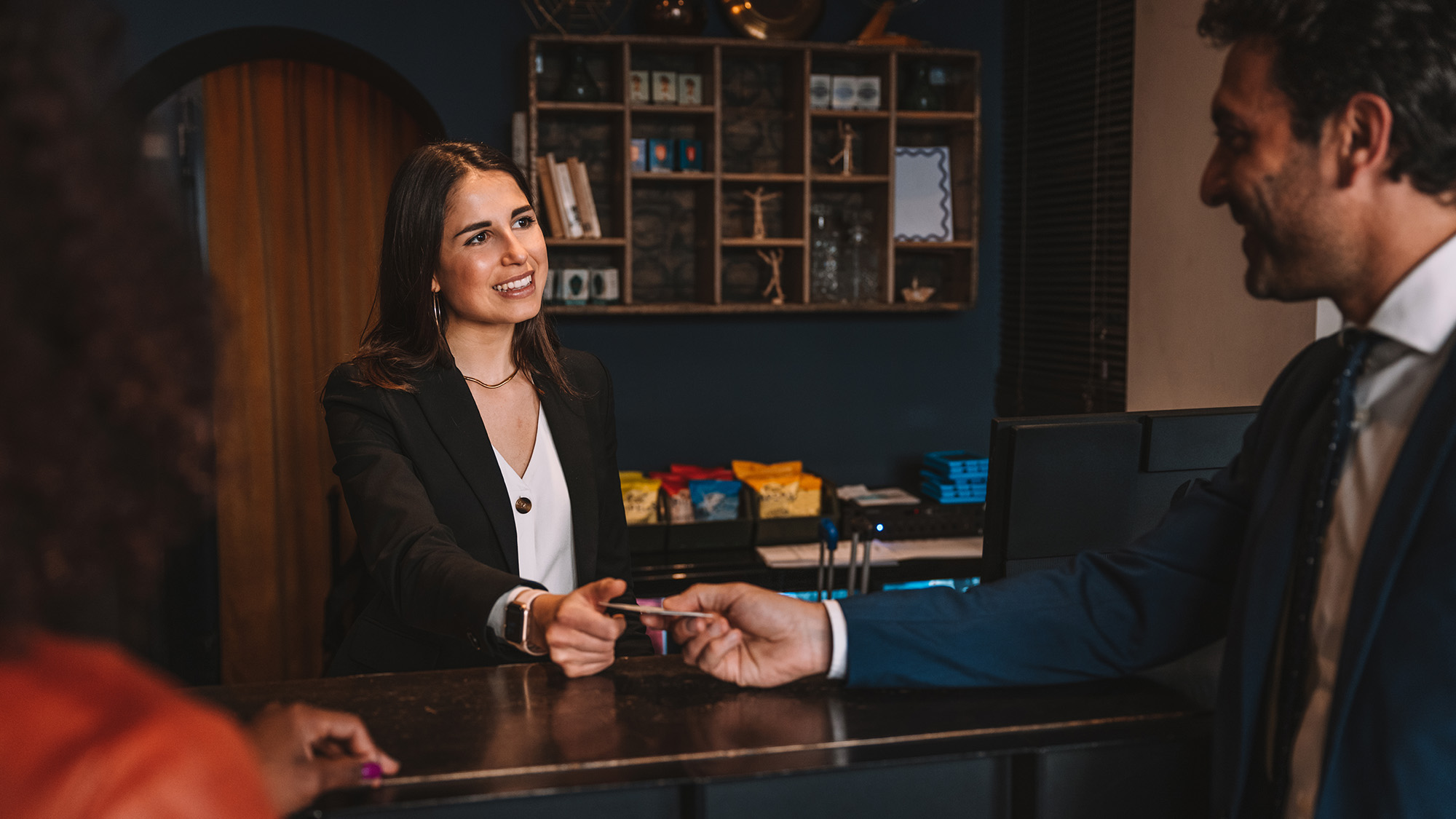 Pros and cons of having multiple credit cards