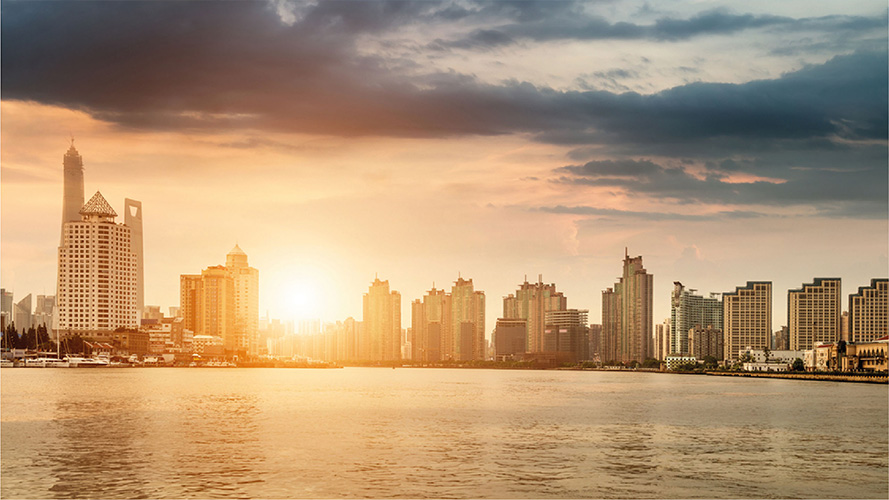 Commercial hub with skyscrapers at twilight; image used for HSBC wealth insights